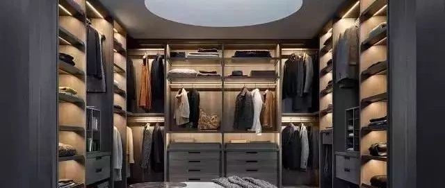 这么设计衣柜，能省几万块，还能多挂100件衣服